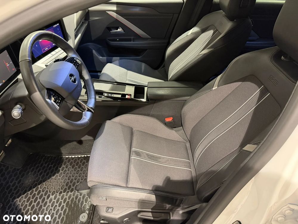 Opel Astra 1.5 CDTI Ultimate S&S - 11