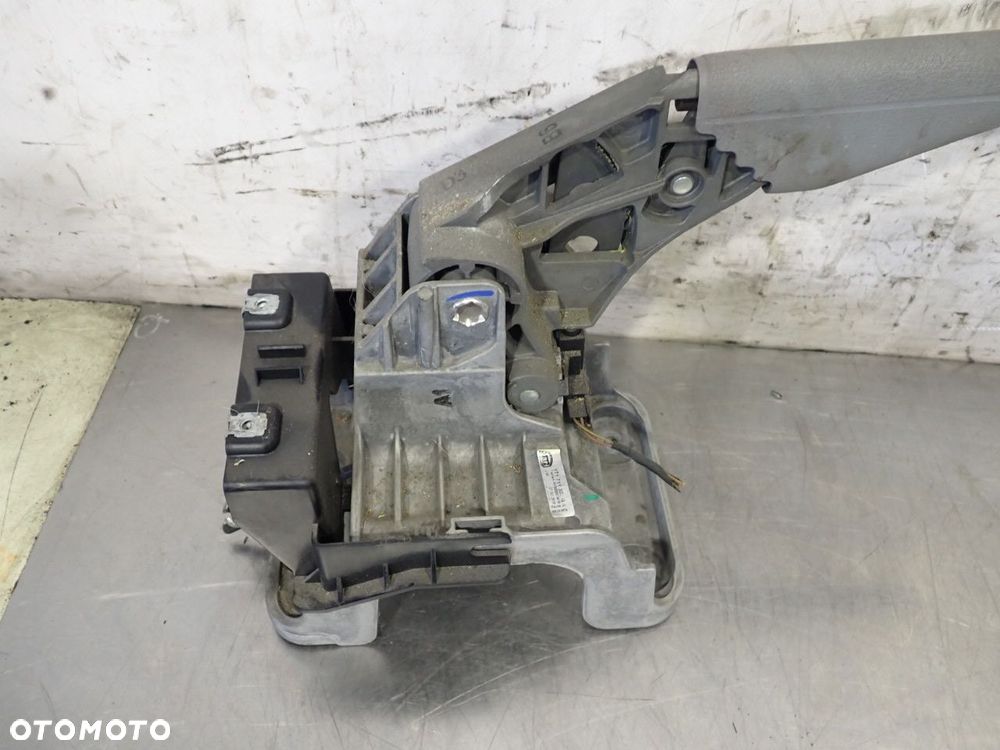 DŹWIGNIA RĘCZNEGO HAMULCA VOLKSWAGEN CADDY 2.0 III 1T1711303G - 3