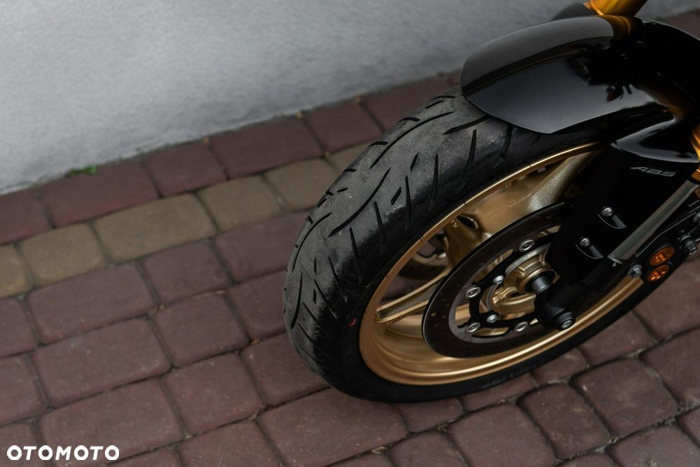Yamaha FZ - 10
