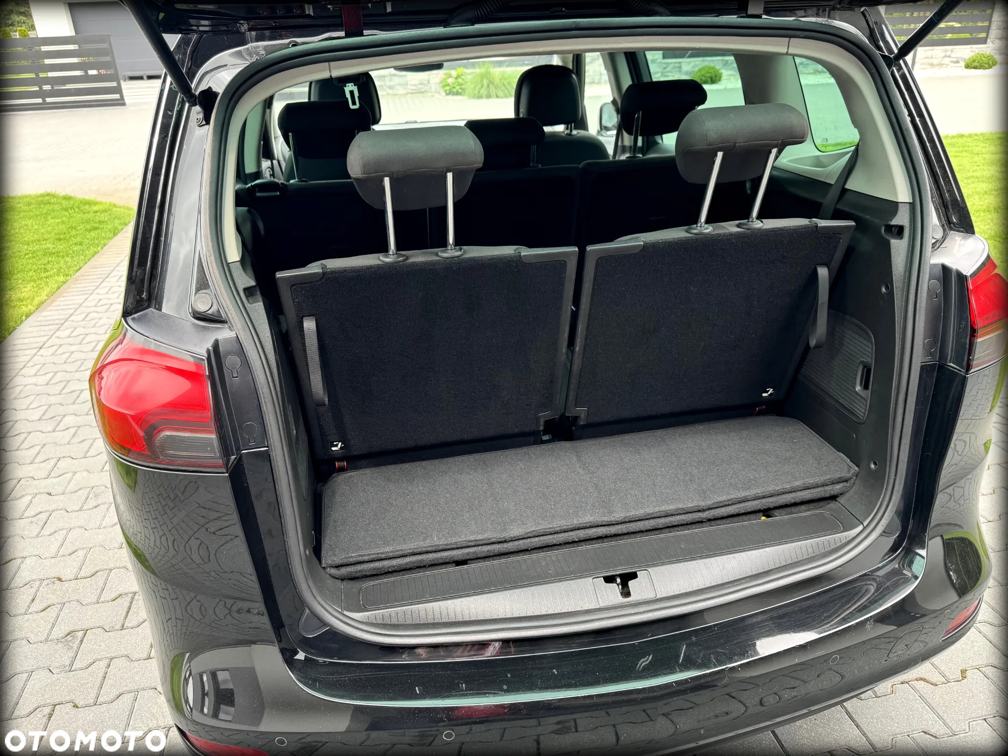 Opel Zafira 1.4 T Cosmo - 24