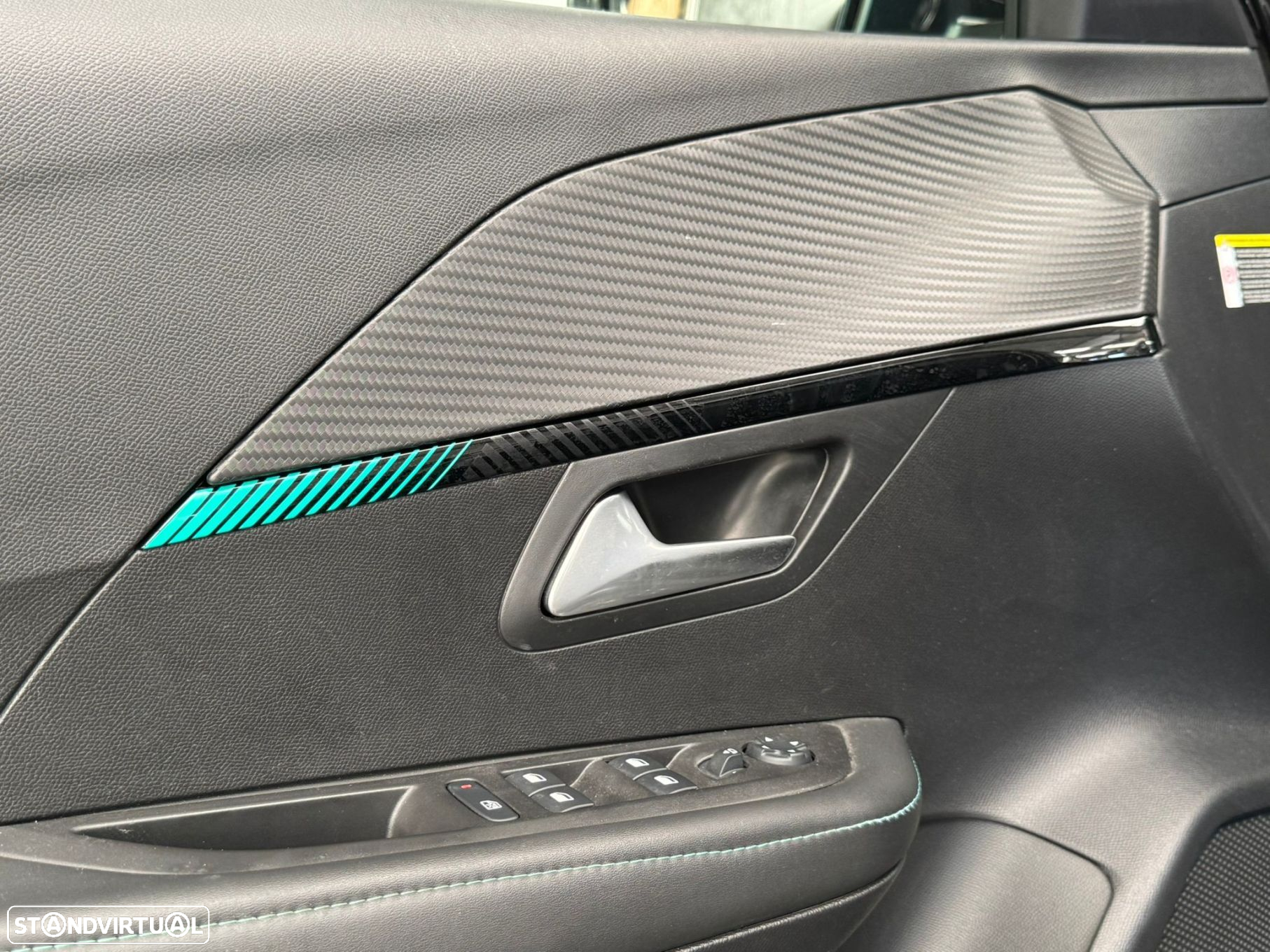 Peugeot e-208 50 kWh Allure Pack - 31