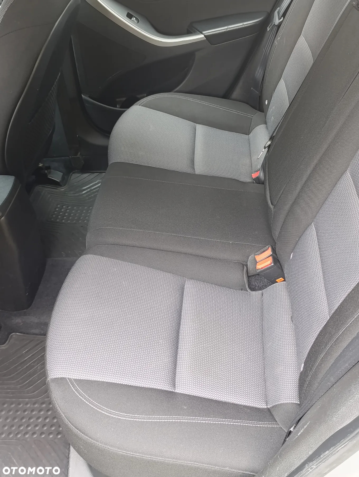 Hyundai i30 1.6 CRDi Comfort - 18