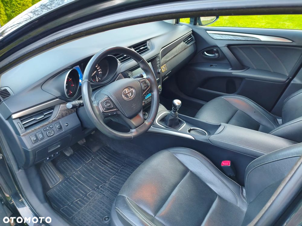 Toyota Avensis 2.0 D-4D Prestige - 13