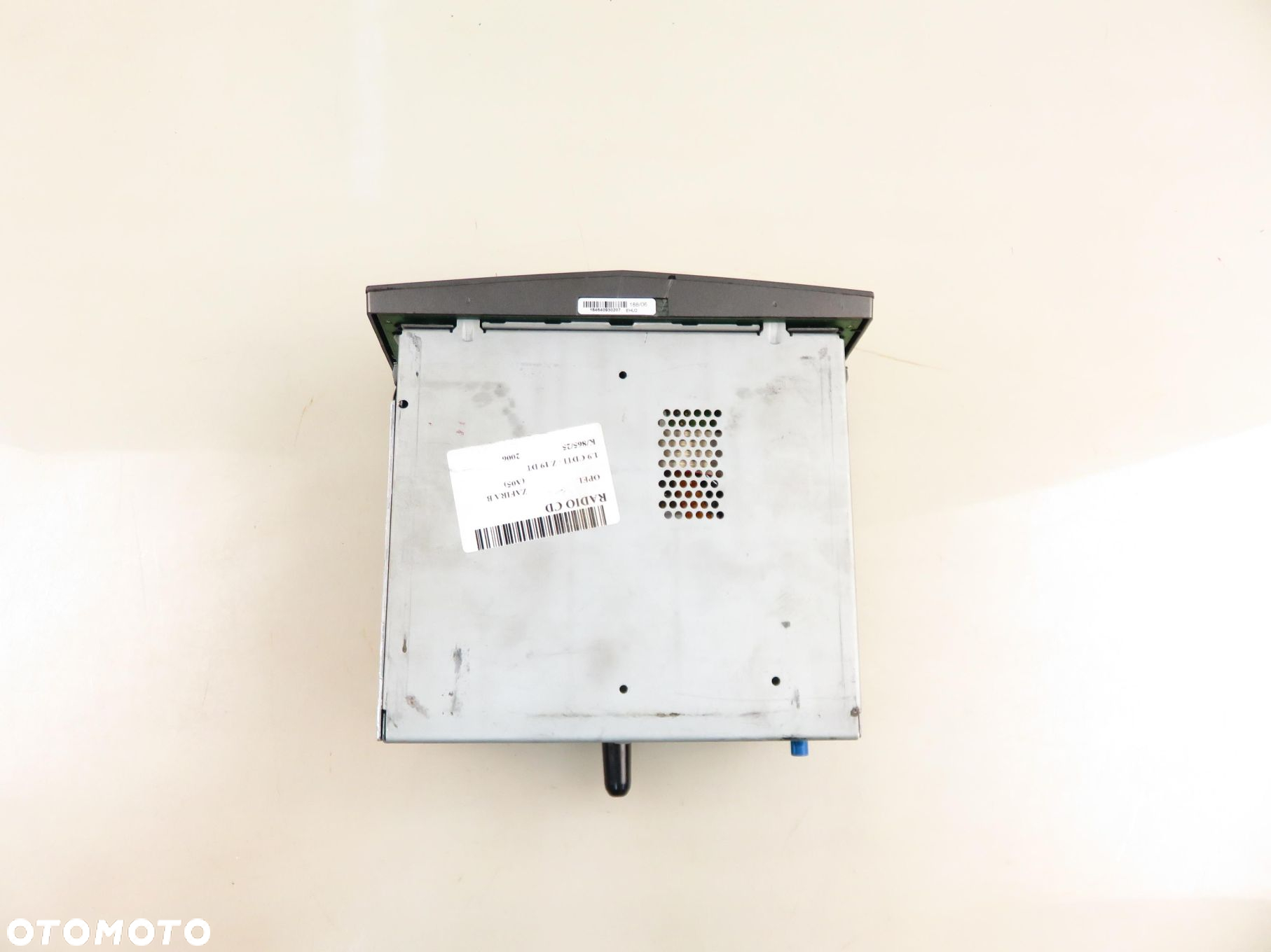 RADIO OPEL ZAFIRA B (A05) 13190742 - 7