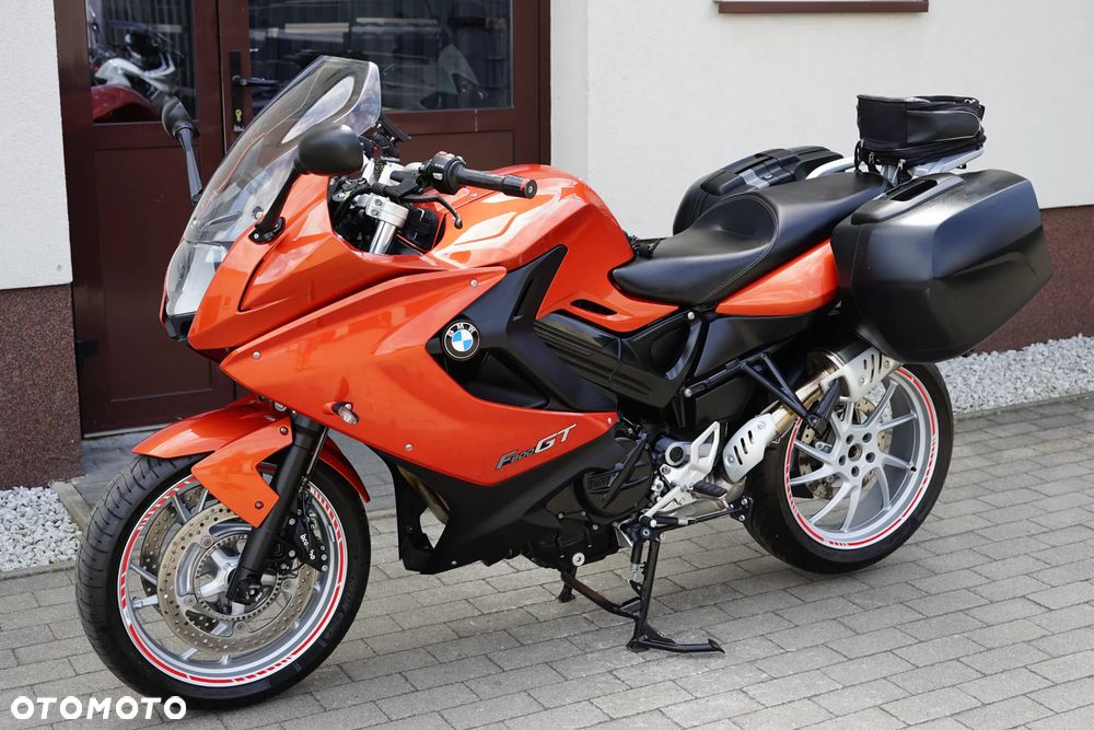 BMW F - 21