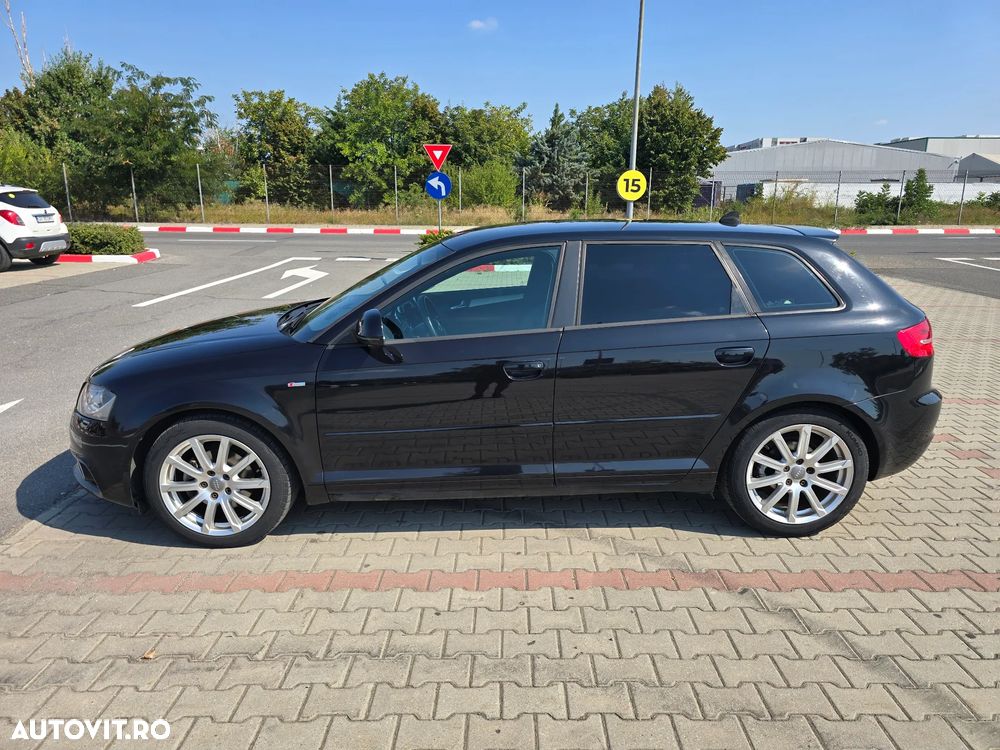 Audi A3 Sportback - 2