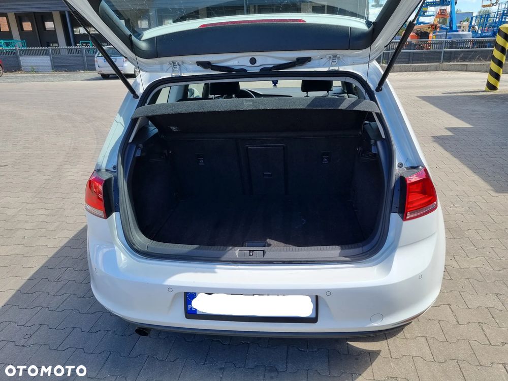 Volkswagen Golf 1.6 TDI BlueMotion Comfortline - 16