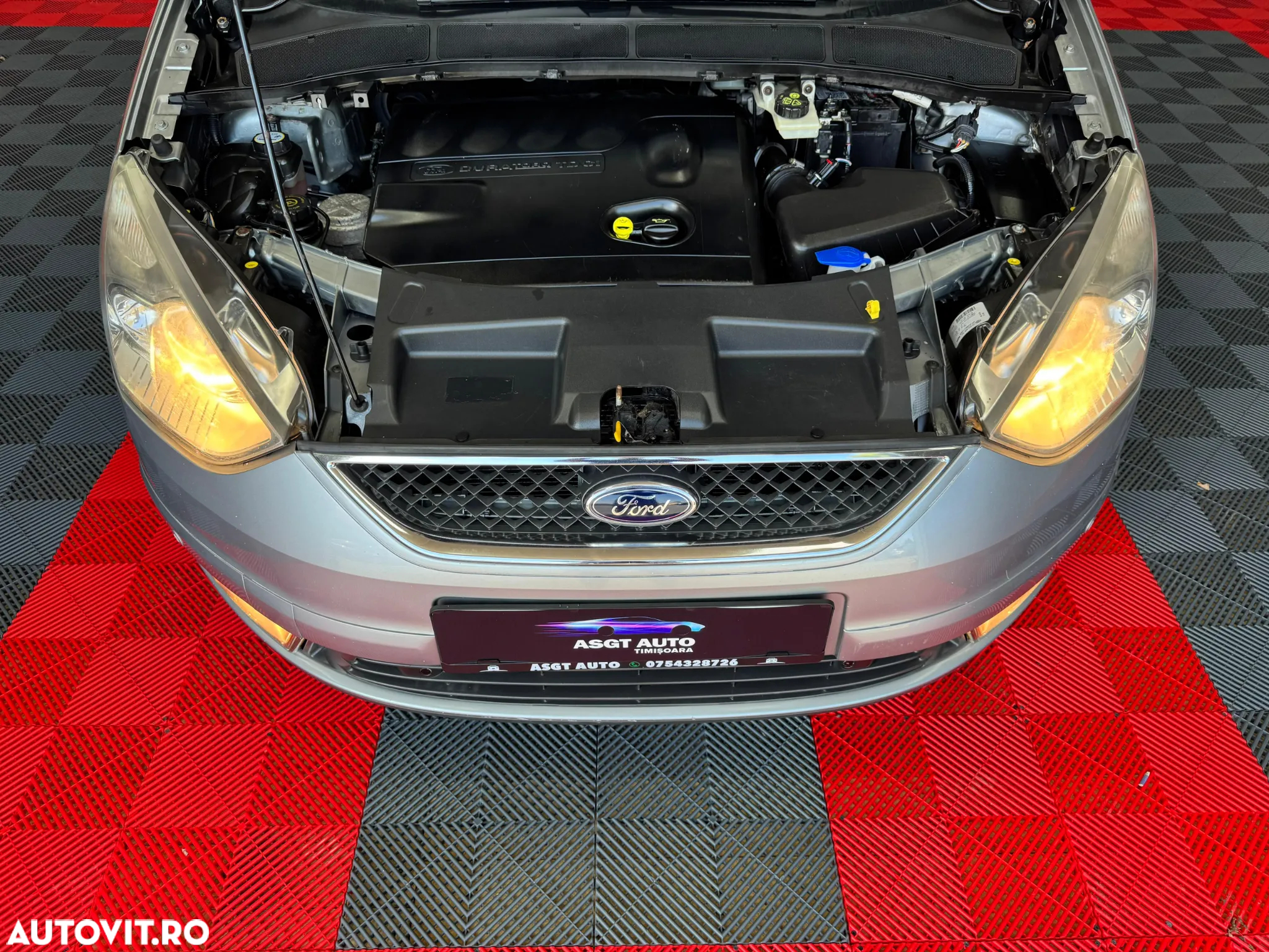 Ford Galaxy 2.0 TDCi Ghia - 20