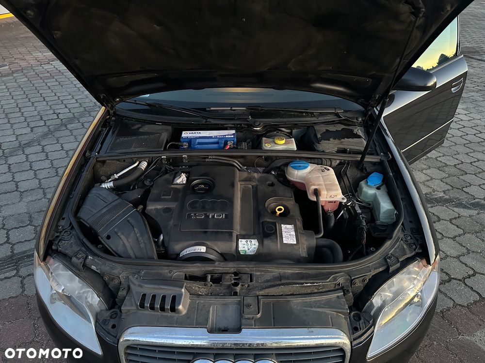 Audi A4 Limousine - 13