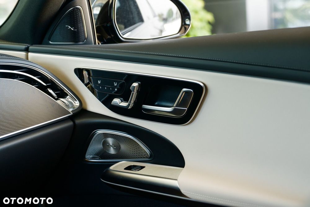 Mercedes-Benz Klasa E - 22