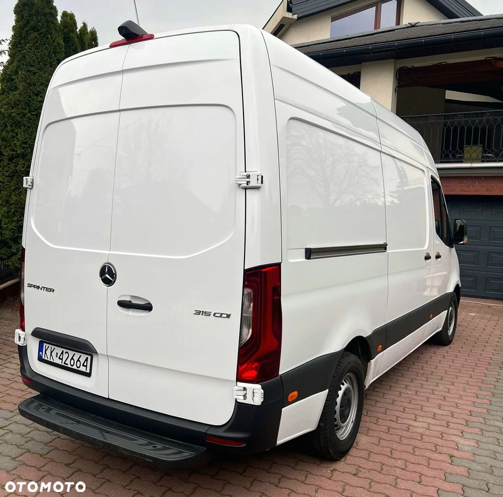 Mercedes-Benz SPRINTER 315 - 7