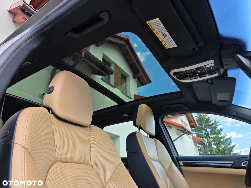 Porsche Cayenne S E-Hybrid Platinum Edition - 4