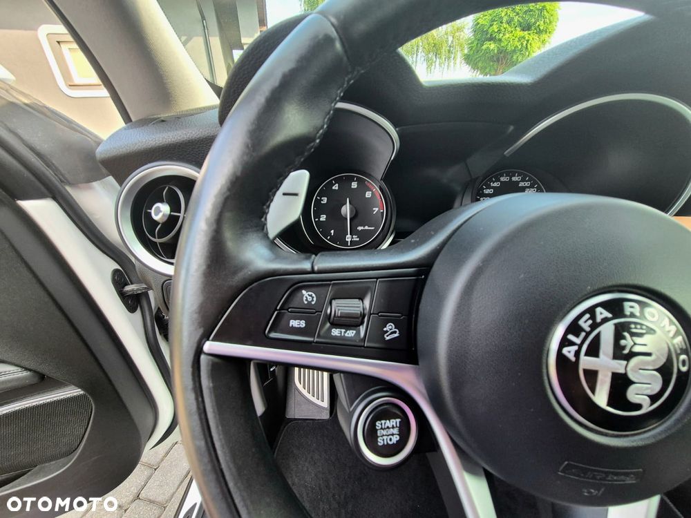 Alfa Romeo Stelvio 2.0 Turbo First Edition Q4 - 32