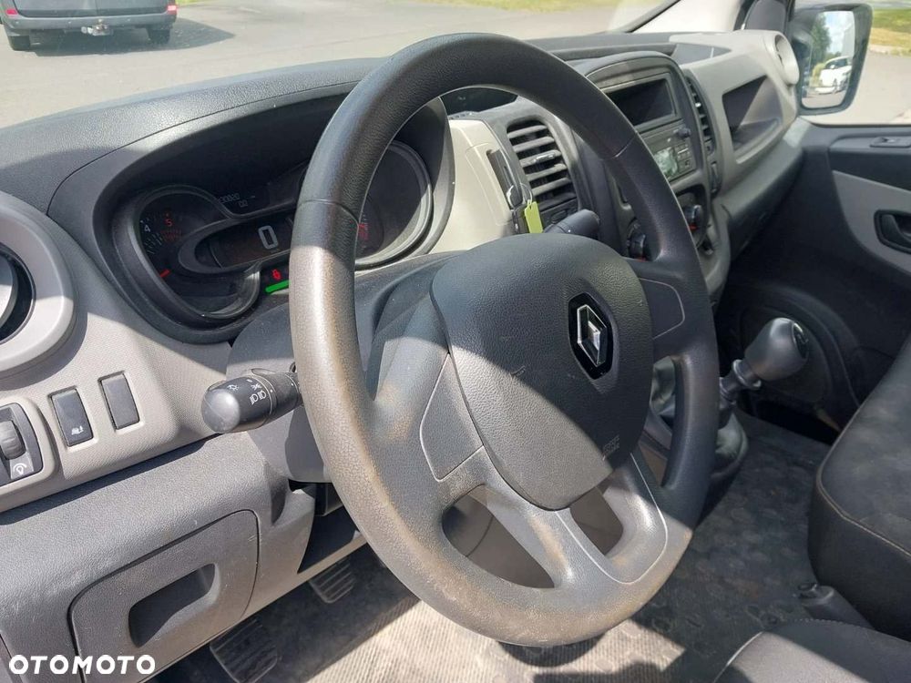 Renault Trafic - 14