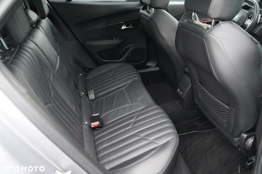 Peugeot 2008 - 23