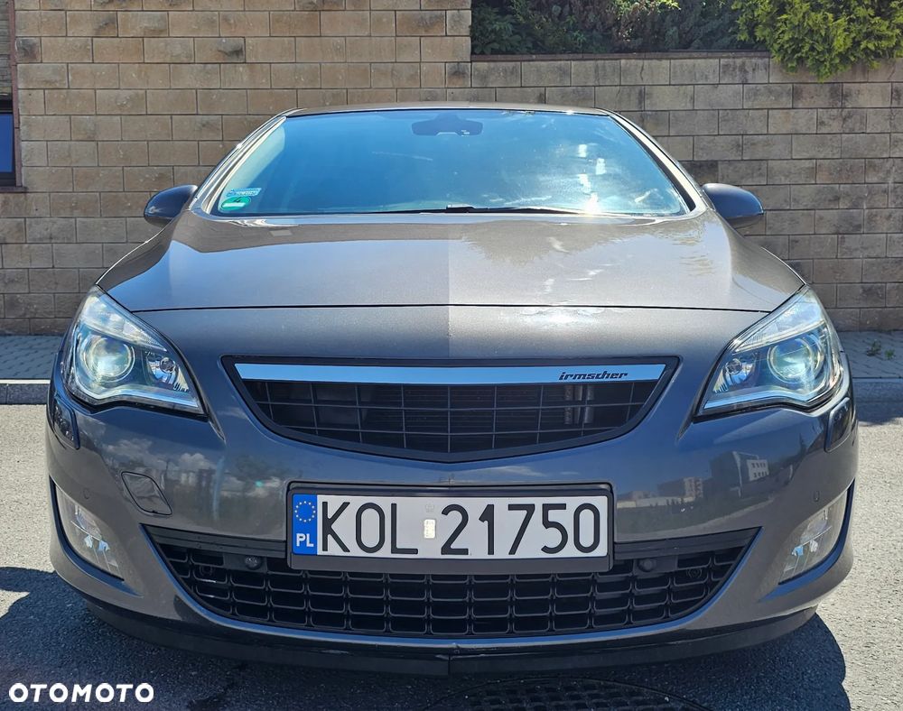 Opel Astra 1.6 T Cosmo - 9
