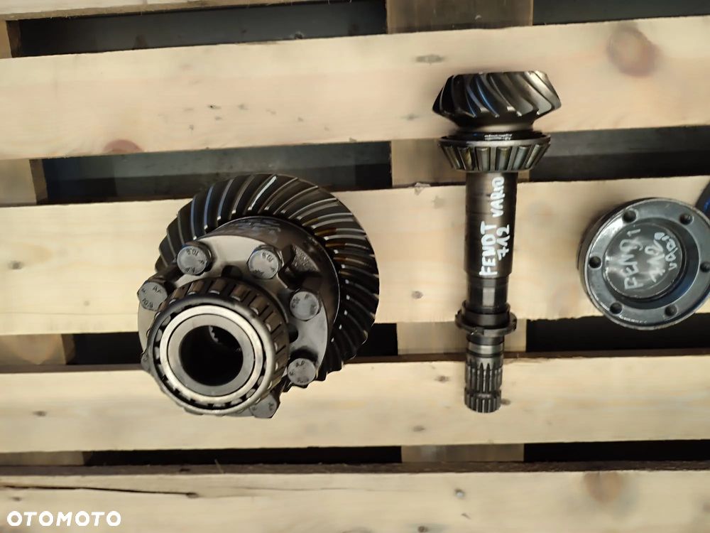 Dyferencjał ZF F712301020010 F514300020440 Fendt 712 Vario - 6