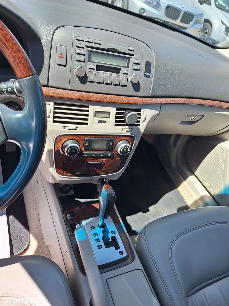 Hyundai Sonata 3.3 V6 GLS Prestige - 10