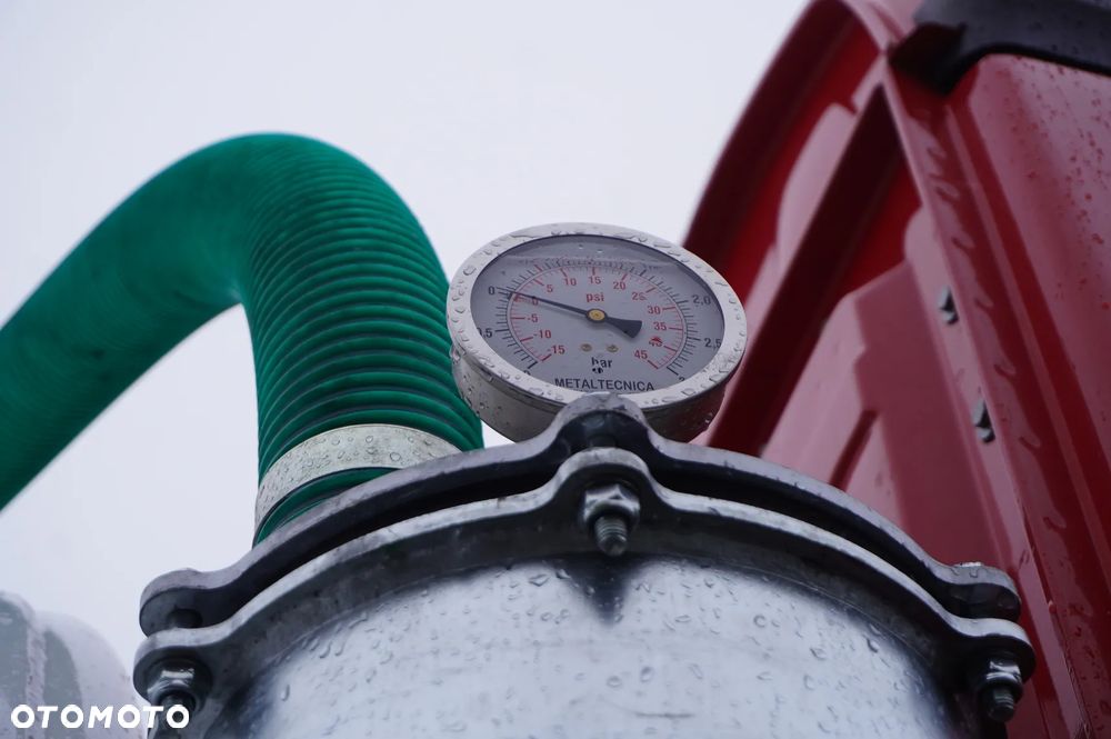 Mercedes-Benz Actros 1833 / 260 tys. km / Zabudowa WUKO 11000 l - 13