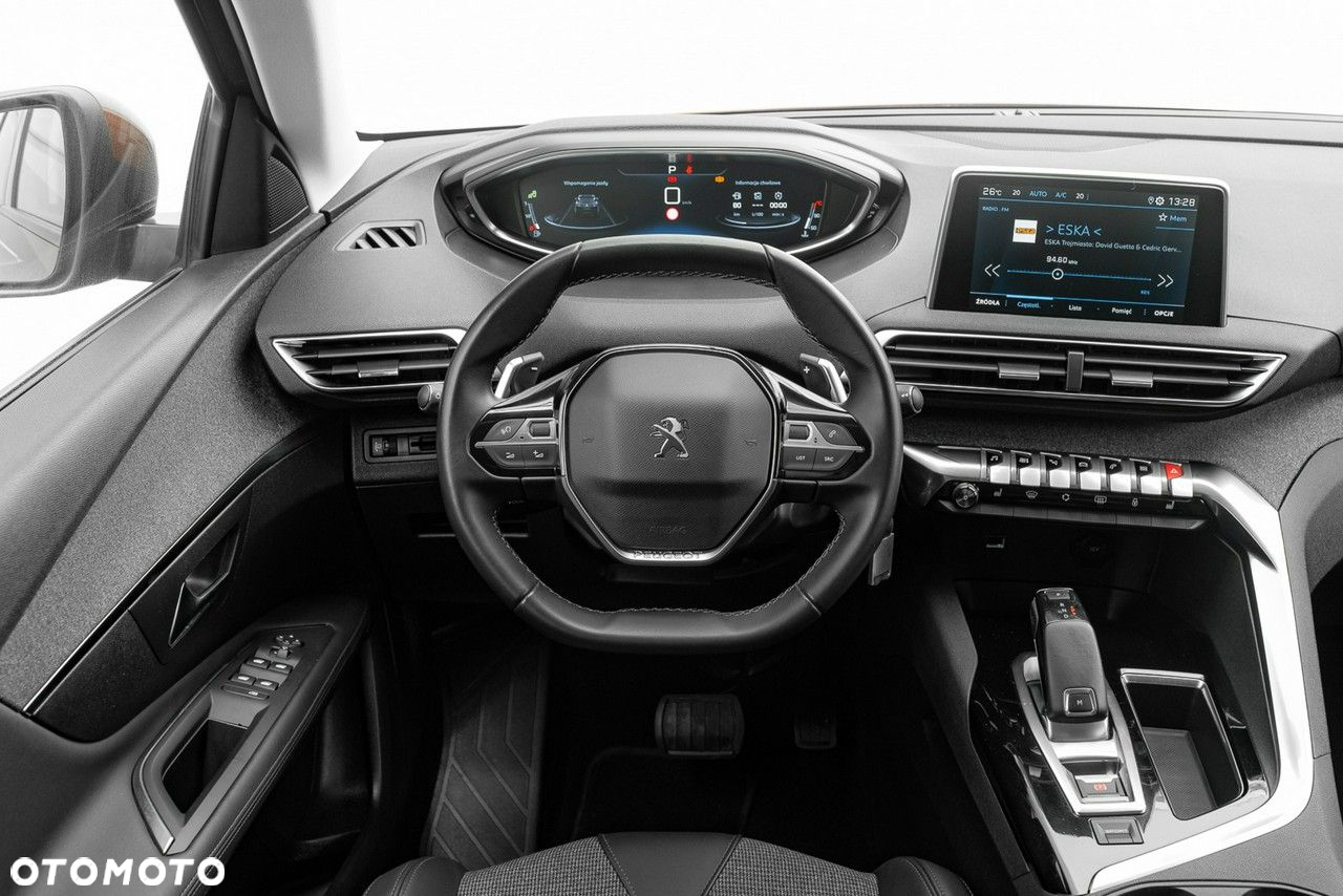 Peugeot 3008 1.2 PureTech GPF Allure S&S EAT8 - 19