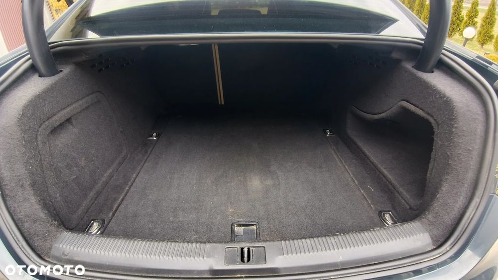 Audi A4 Limousine 2.0 TDI - 8