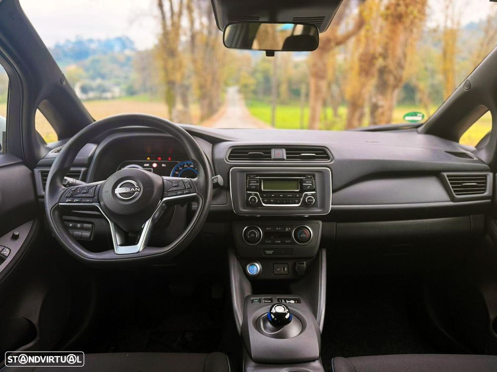 Nissan Leaf - 12