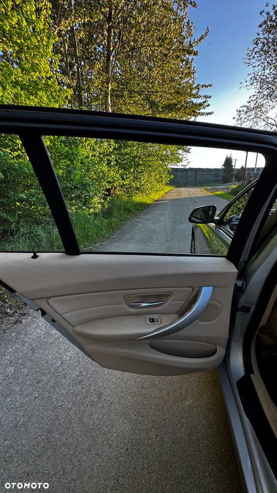 BMW Seria 3 318d DPF Edition Lifestyle - 30