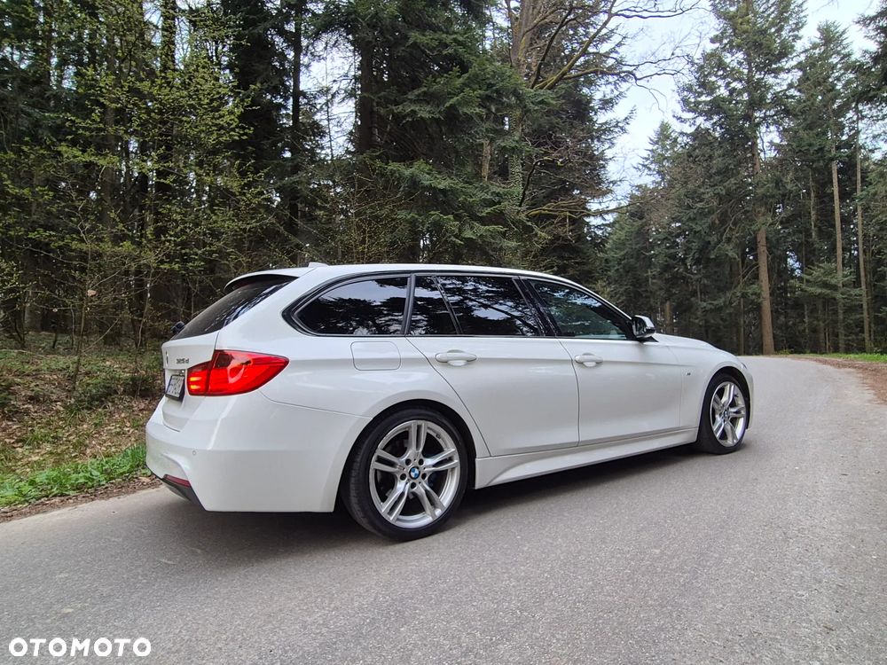 BMW Seria 3 325d M Sport - 9