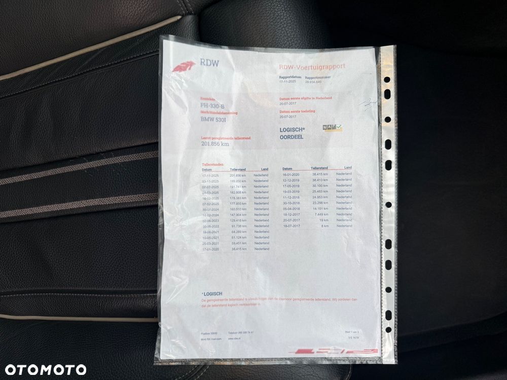 BMW Seria 5 530i Luxury Line - 37