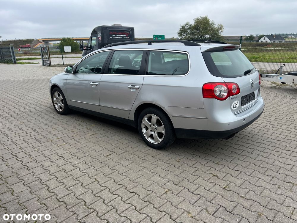 Volkswagen Passat Variant 1.8 TSI Individual - 4