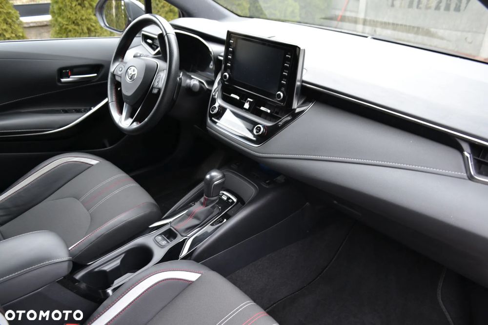 Toyota Corolla 2.0 Hybrid GR Sport - 35