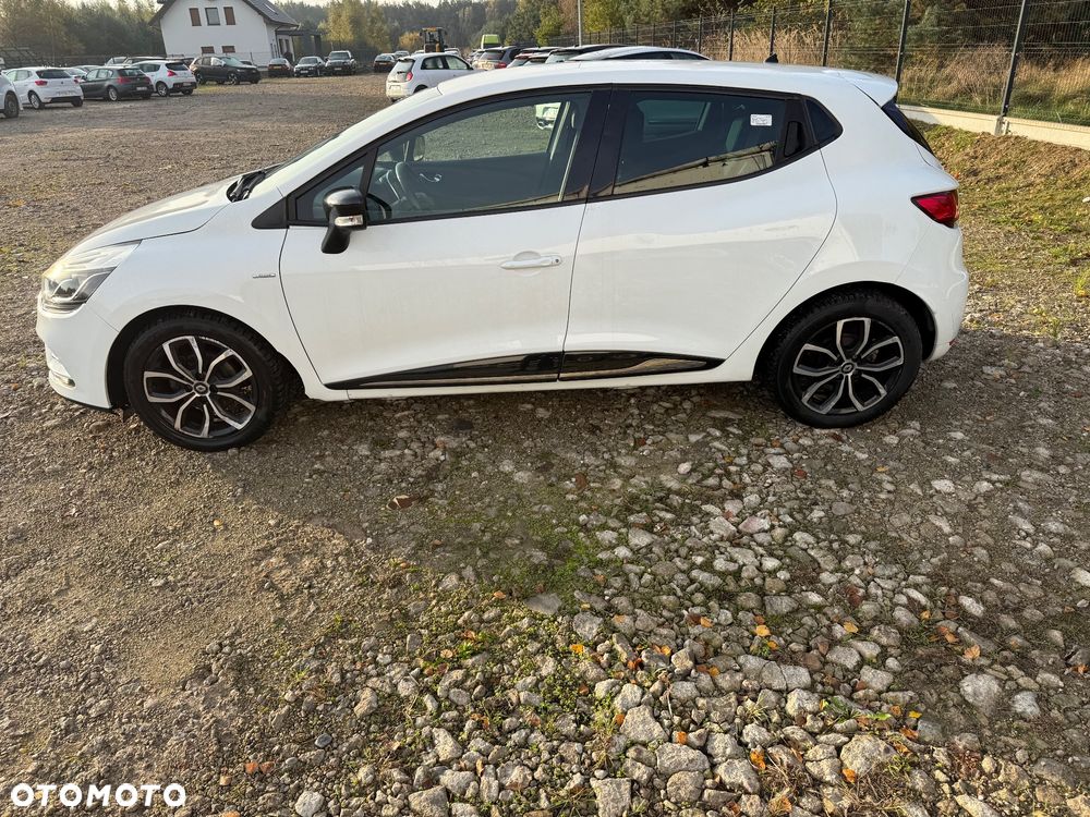 Renault Clio 1.2 16V Limited - 10