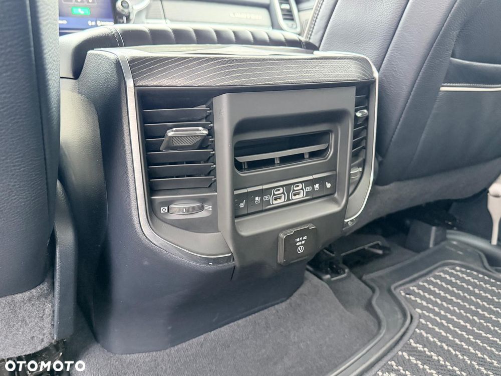 RAM 1500 5.7 eTorque Crew Cab Shortbed Limited Chrome - 16