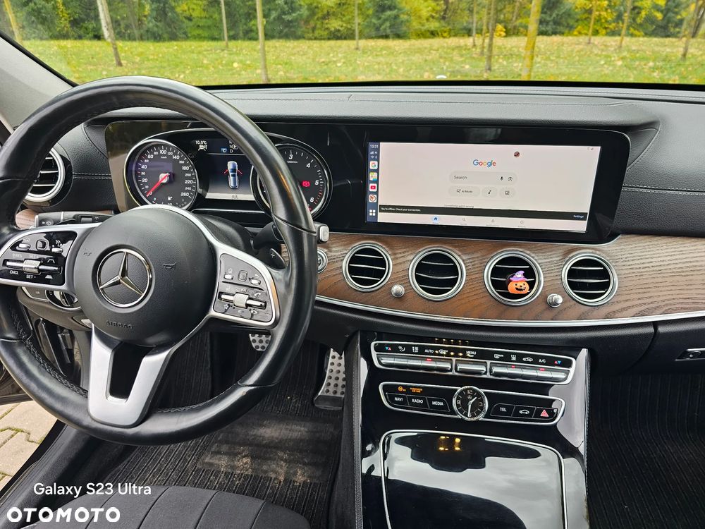 Mercedes-Benz Klasa E 220 d Business Edition 9G-TRONIC - 21