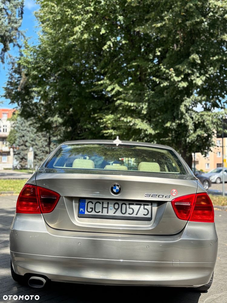 BMW Seria 3 320d - 6