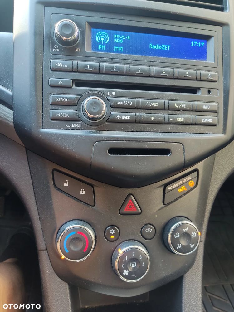 Chevrolet Aveo - 8