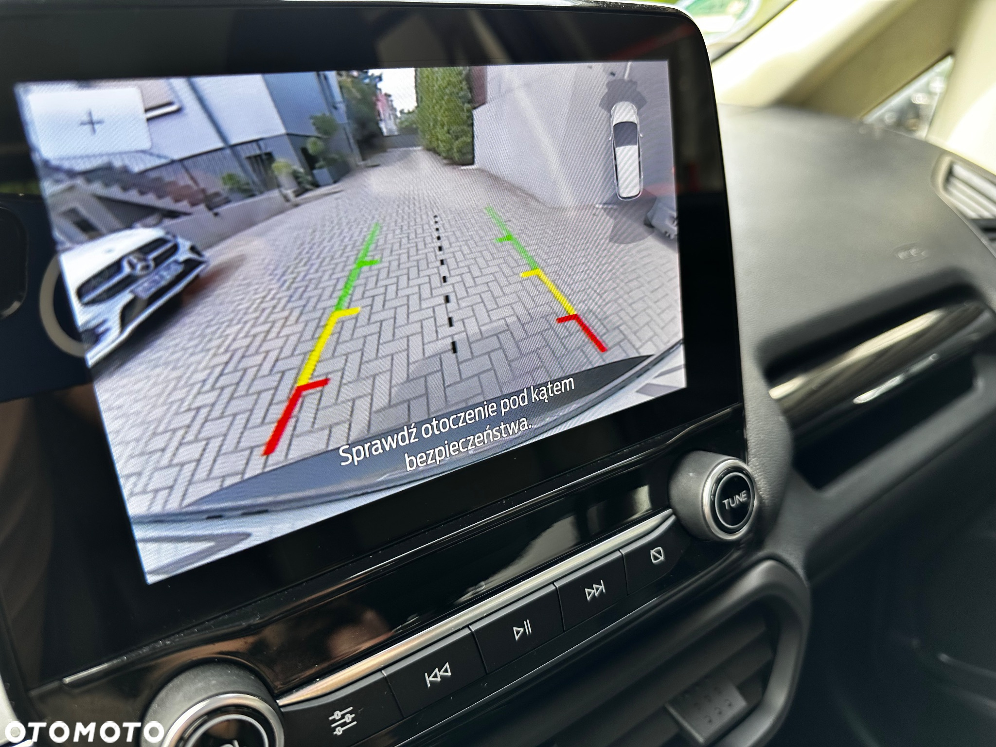 Ford EcoSport 1.0 EcoBoost TITANIUM - 27