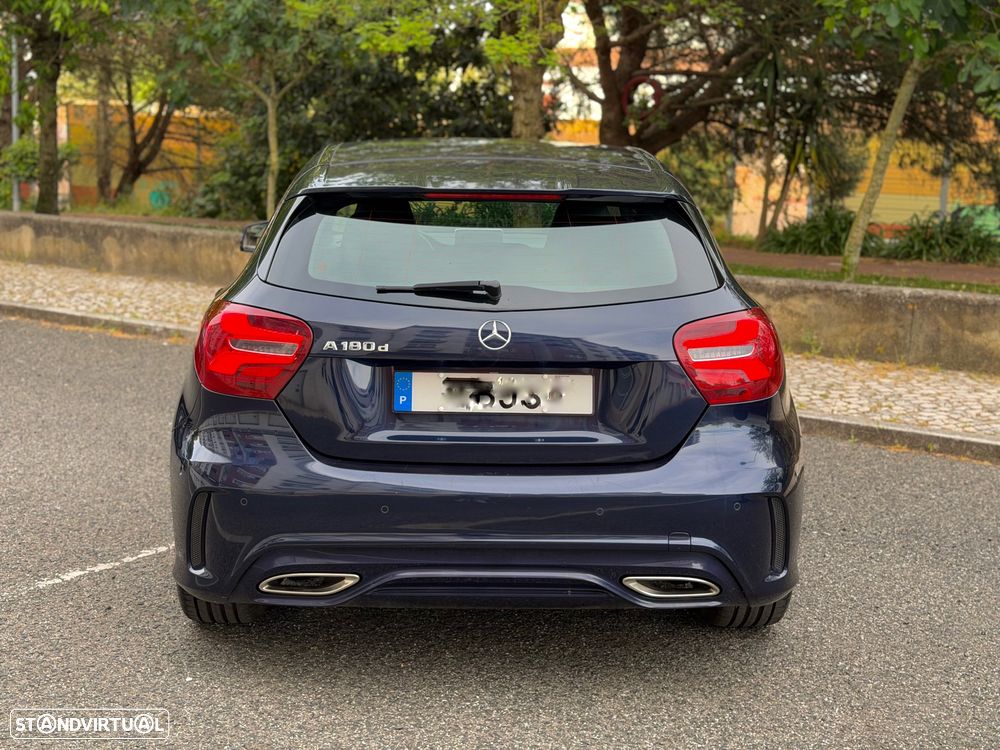 Mercedes-Benz A 180 d AMG Line - 6