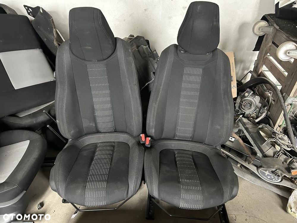 Fotele kanapa siedzenia komplet Peugeot 308 T9 HB - 3