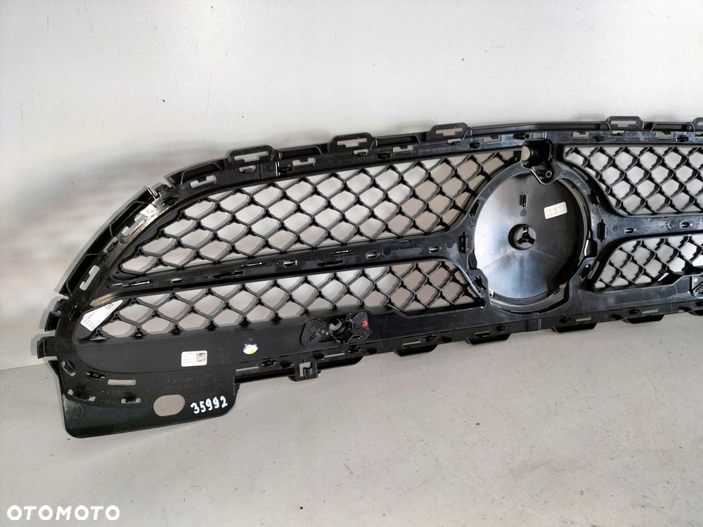 atrapa kratka grill mercedes c klasa w206 21- amg - 4