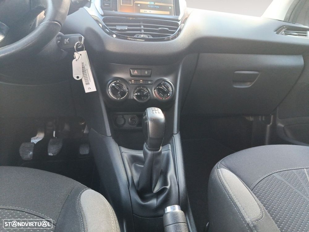 Peugeot 208 1.4 HDi Active - 11