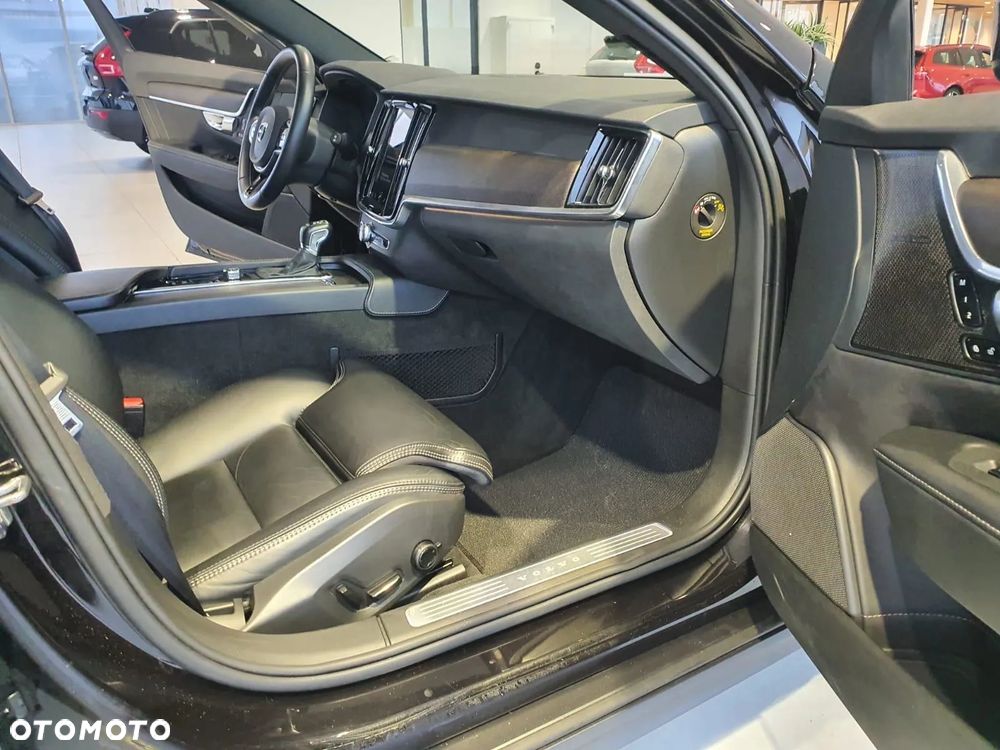Volvo V90 Cross Country D5 AWD Geartronic - 13