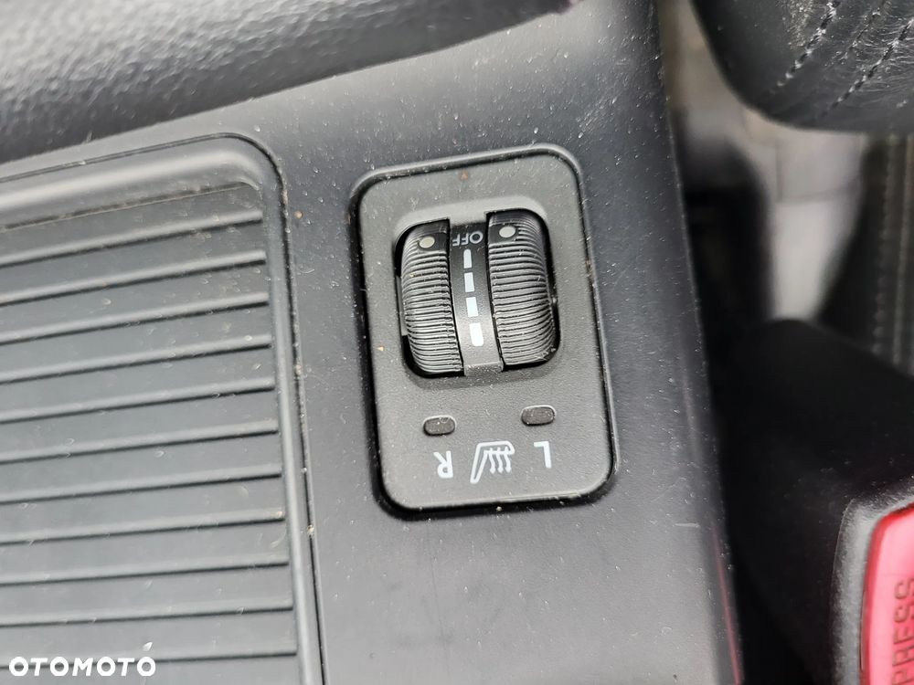 Subaru Legacy 2.5i AT - 18