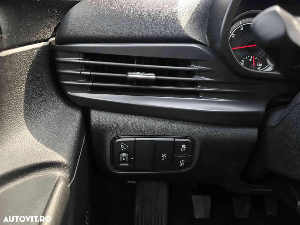 Hyundai i20 - 16
