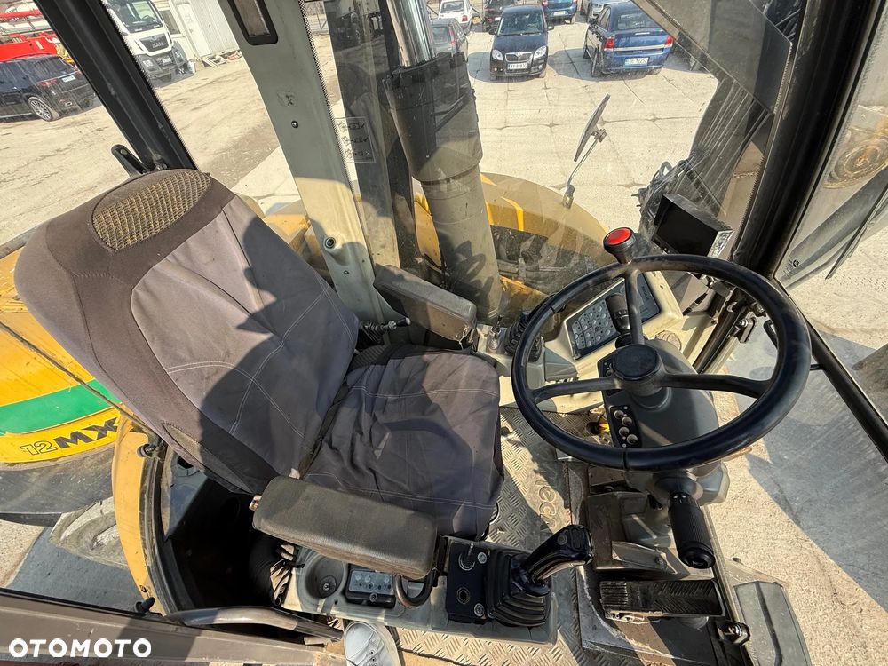 Mecalac 12MTX /2006/ Komplet Łyżek 6szt - 16