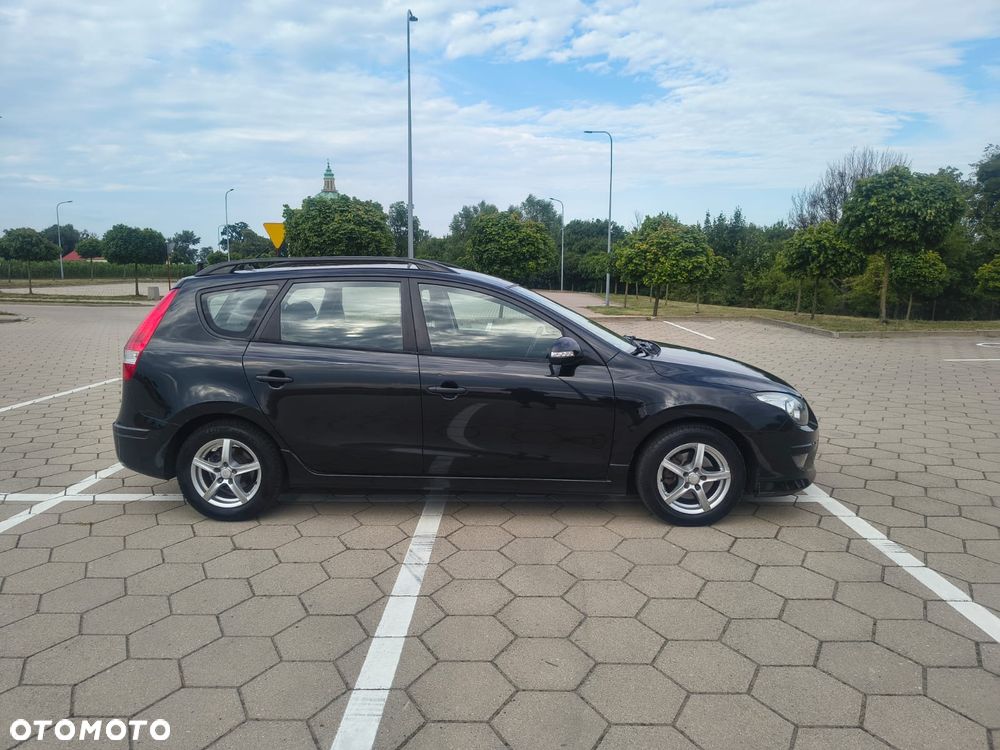 Hyundai i30 i30cw 1.4 UEFA EURO 2012 Edition - 7