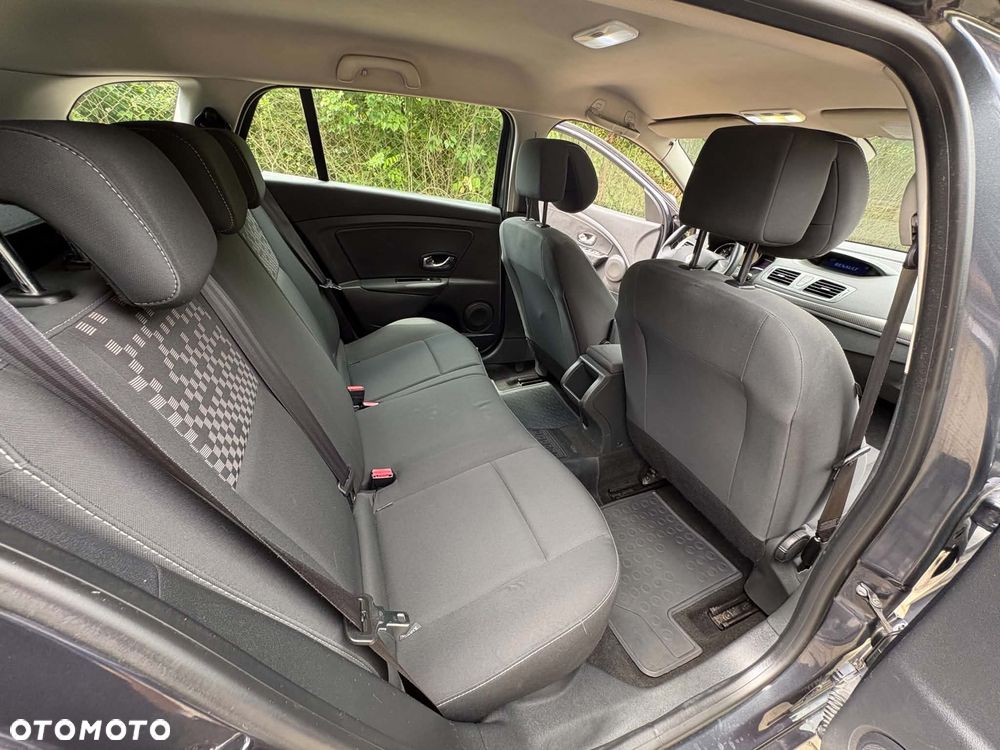 Renault Megane 1.5 dCi Expression - 21