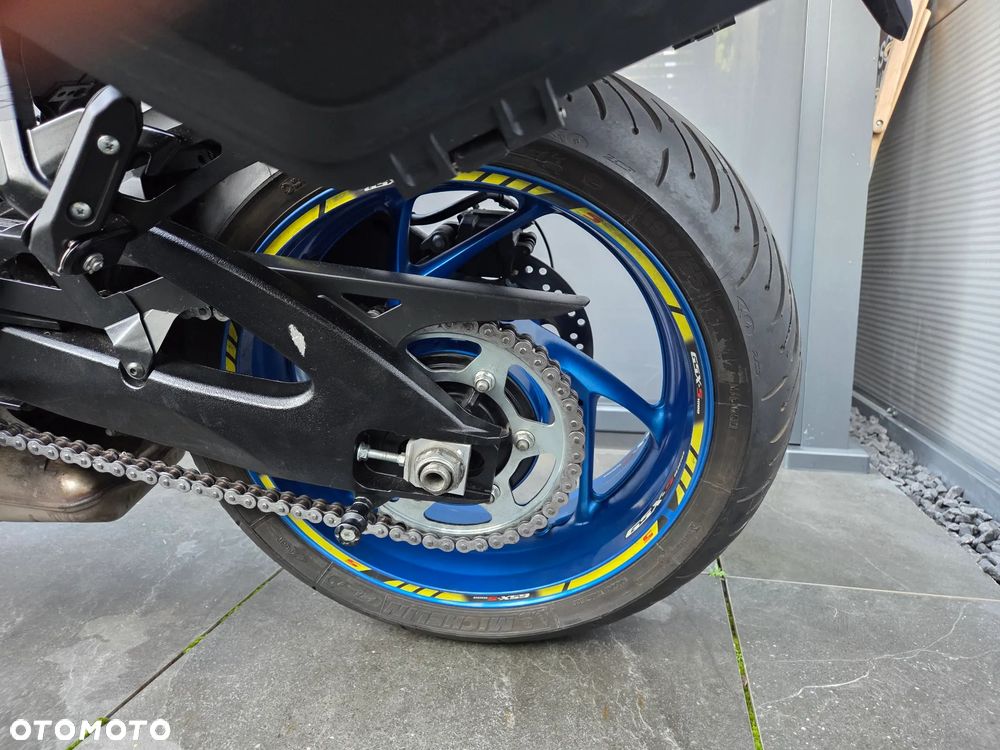 Suzuki GSX 1000 - 11