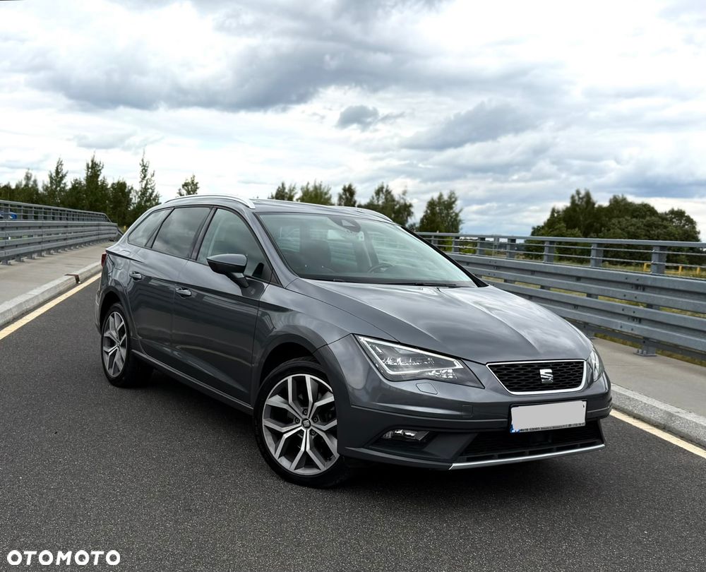 Seat Leon 2.0 TDI Xcellence S&S DSG - 1
