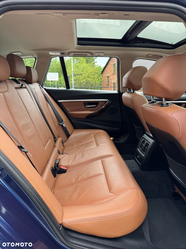 BMW Seria 3 320d Touring xDrive Luxury Line - 25